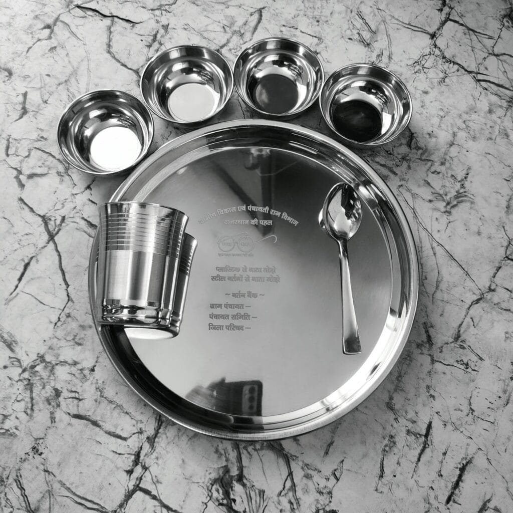 trusted manufacturers of steel utensils ग्राम पंचायतों में शादी-ब्याह और आयोजनों में प्लास्टिक नहीं – उपयोग करें उच्च गुणवत्ता वाले स्टेनलेस स्टील बर्तन। हम लेकर आए हैं एक कम्प्लीट सेट: 🍽 1 थाली | 🥣 4 कटोरी | 🥛 1 गिलास | 🥄 1 भारी चम्मच ✨ 100% Food Grade | 💪 टिकाऊ | 🌱 पर्यावरण के अनुकूल